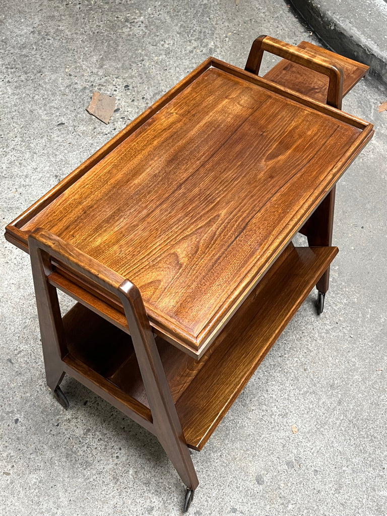 Desserte 1950 roulante en bois massif