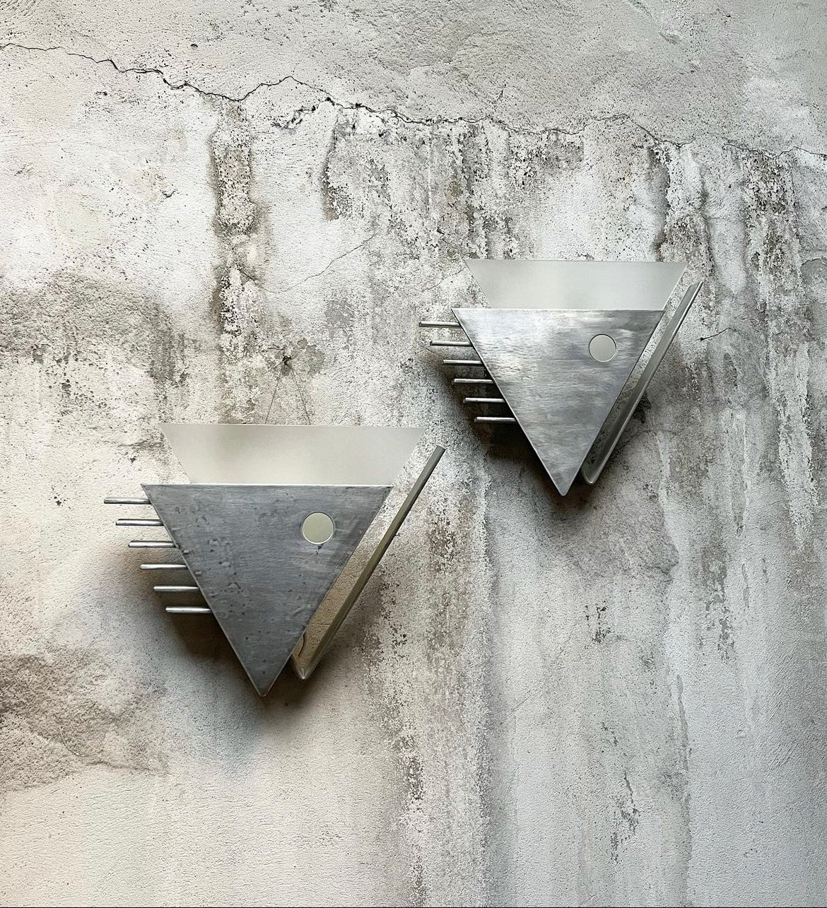 Paire d'appliques modernistes métal verre