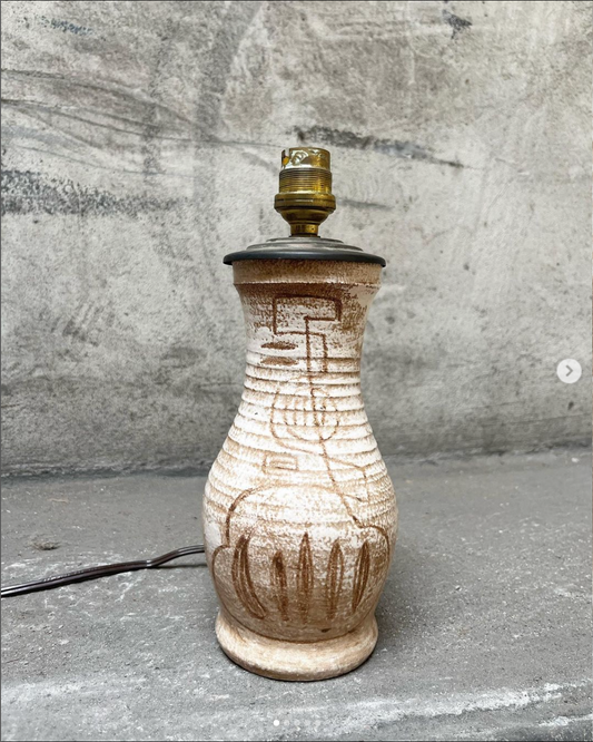 Pied de lampe